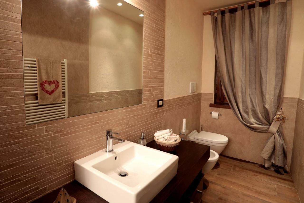 카스텔델몬테 I Lari Castel Del Monte B&B 외부 사진