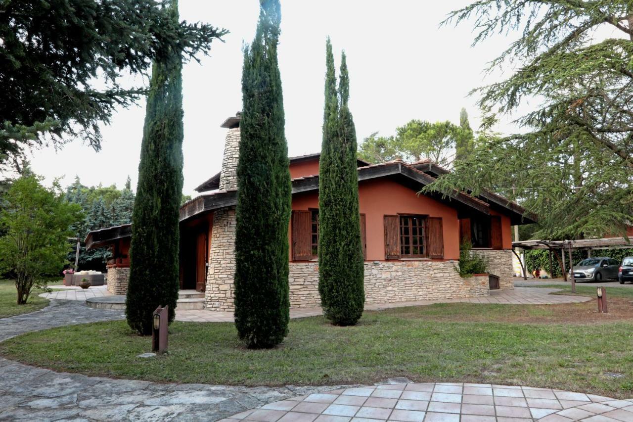 카스텔델몬테 I Lari Castel Del Monte B&B 외부 사진