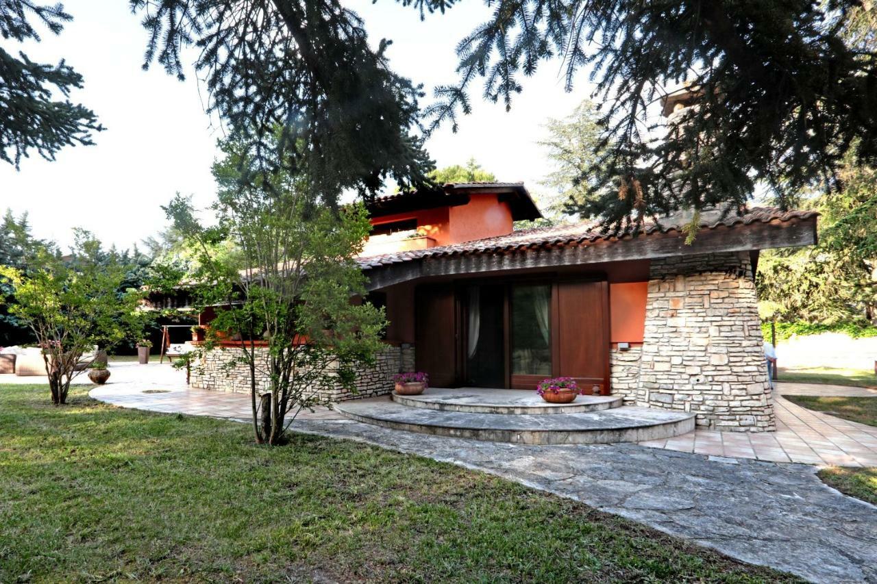 카스텔델몬테 I Lari Castel Del Monte B&B 외부 사진