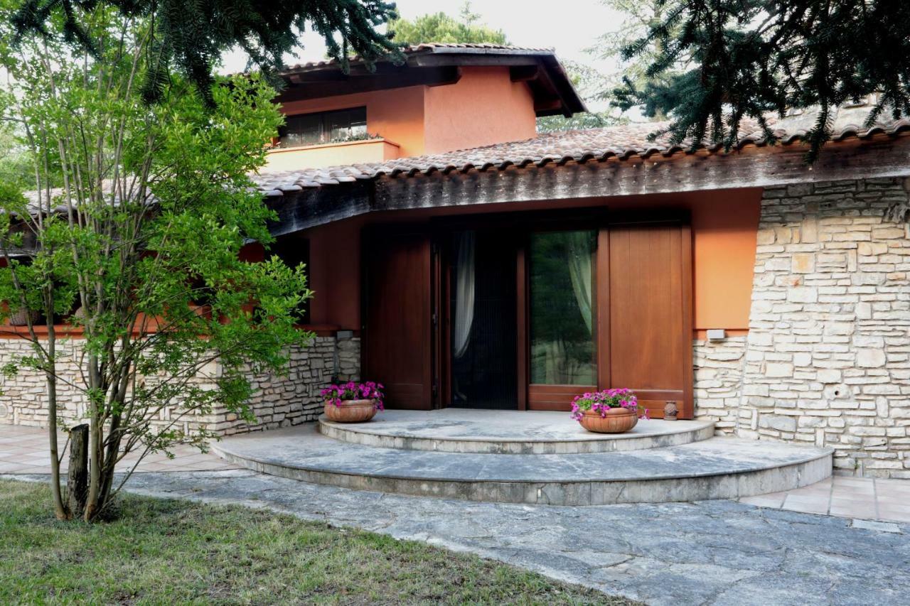 카스텔델몬테 I Lari Castel Del Monte B&B 외부 사진