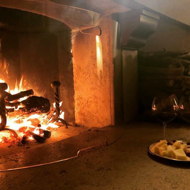 카스텔델몬테 I Lari Castel Del Monte B&B 외부 사진